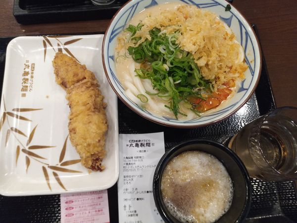 「旨辛坦々うどん690円、かしわ天180円、とろろ90円」@丸亀製麺 柏駅南口店の写真