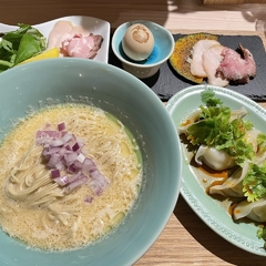 とりそばカフェ しょうわの画像