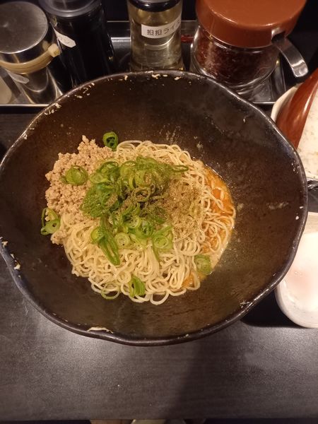 「1辛大盛り¥850+ライス¥100+温泉玉子¥50」@汁なし担担麺専門 キング軒 大手町本店の写真