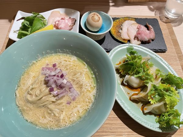 「特製たまり鶏白湯らーめん」@とりそばカフェ しょうわの写真