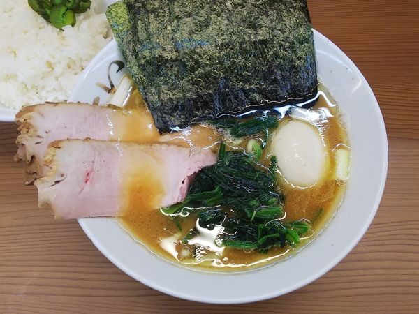 「特選ラーメン（かため多め）　850円」@麺家 たいせいの写真