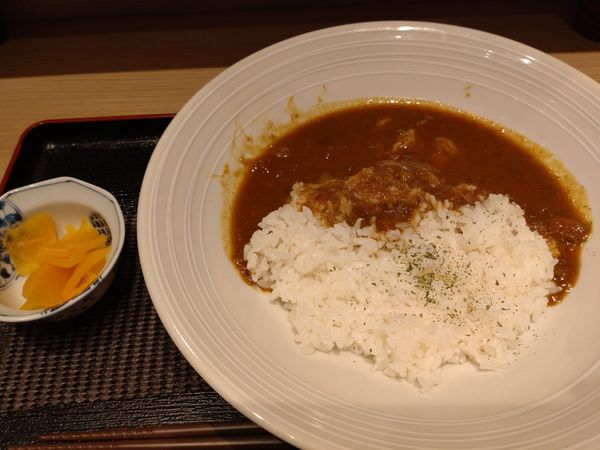 「大辛口印度風カリーライス　８８０円」@SOBA DINING 凛や 大手町店の写真