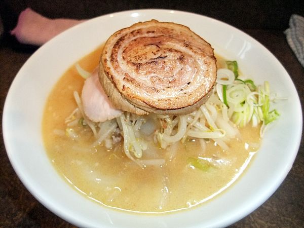 「味噌 炙りバラチャーシュー」@味噌ラーメン 雪ぐにの写真