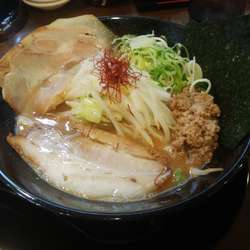 極味噌とんこつ