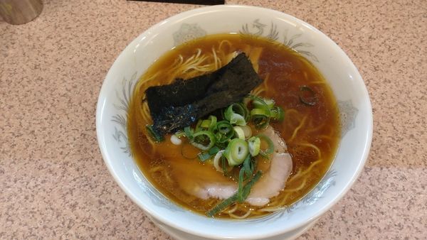 「醤油ラーメン」@ラー麺専門店 こしがやの写真