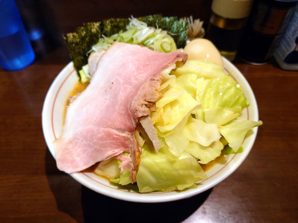 「らーめん もも+キャベツ+ネギ」@らーめん飛粋の写真