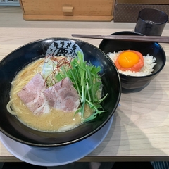 キラメキノトリ 宇治槙島店の写真