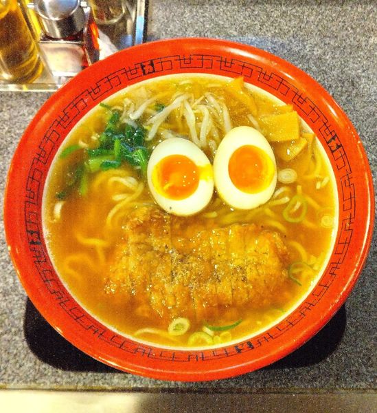 「味玉排骨麺 1080円」@万世麺店 有楽町店の写真