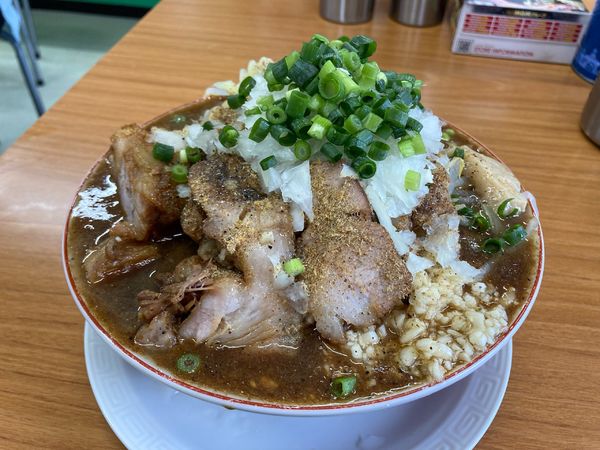 「漢の豚煮干しらーめん（限定）・豚1枚」@らーめん漢道の写真