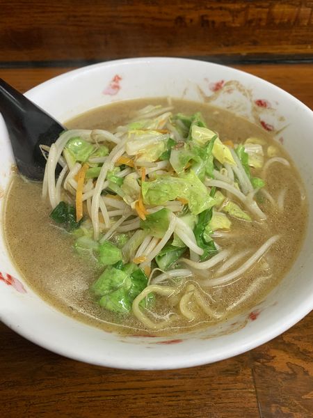 「味噌ラーメン700円餃子420円」@ら〜めん 蝦夷の写真