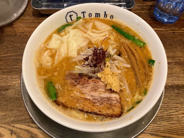 「【冬季限定】冬の味噌ソバ+皮ワンタン」@Tomboの写真