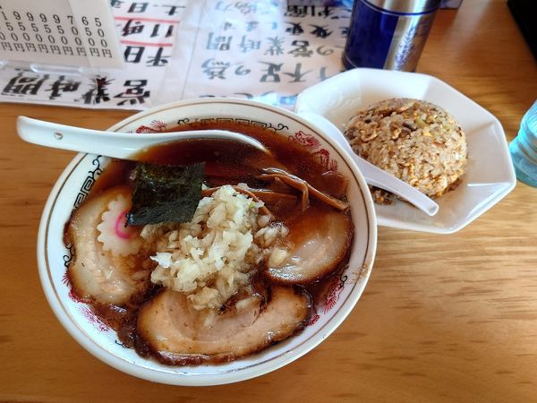 「チャーシューメン ミニチャーハン」@らーめん おゆうの写真