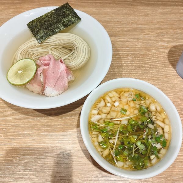 「味玉入り昆布水つけ麺」@一番だしラーメン しんせんの写真