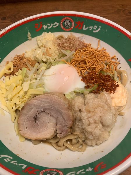 「まぜそば」@ジャンクガレッジ 大宮2号店の写真