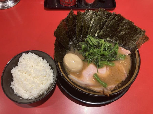 「ラーメン」@環2家 川崎店の写真