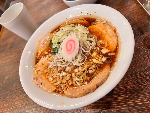 「【肉の日限定】生姜ブラックチャーシュー麺」@麺屋 真心の写真