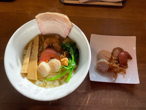 「ホタテ中華そば　ホタテ追加」@ブーランジェリー ルージュ ロワイヤルの写真