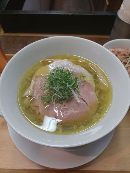 「【限定】牡蠣の塩蕎麦(牡蠣4個)＋肉飯2200円」@神保町黒須の写真
