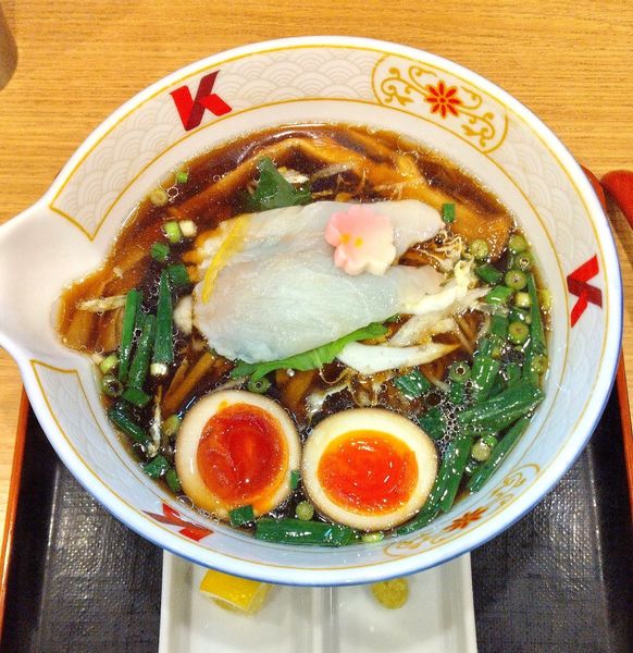 「とらふぐ醤油らーめん 美味玉付き 1550円」@ふぐだし潮 八代目けいすけ 東急プラザ銀座店の写真