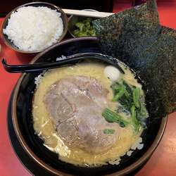 ラーメン醤油 780円