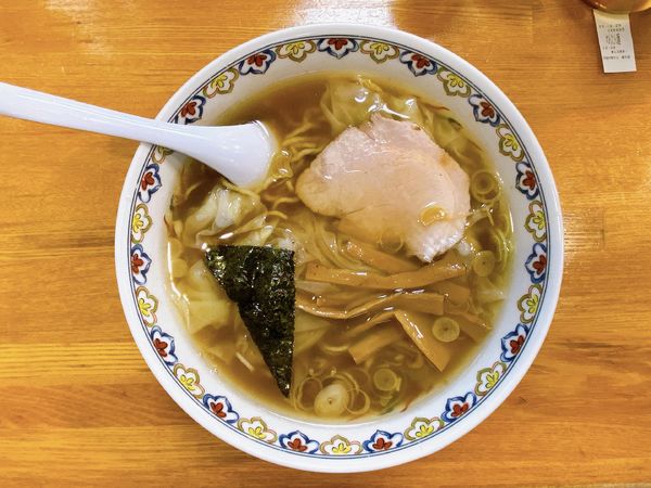 「わんたん麺:1,300円」@春木屋 荻窪本店の写真
