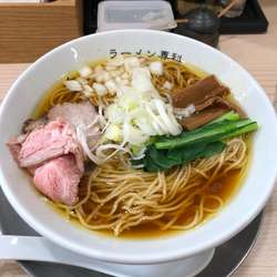 あっさり醤油とローストビーフ丼