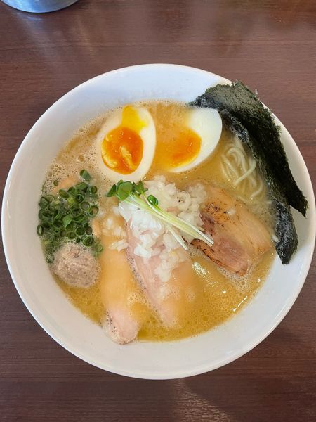 「特製濃厚塩鶏そば」@麺屋 くまがいの写真