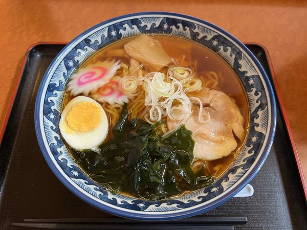 「大盛醤油ラーメン　麺硬」@お食事処 蔵の写真