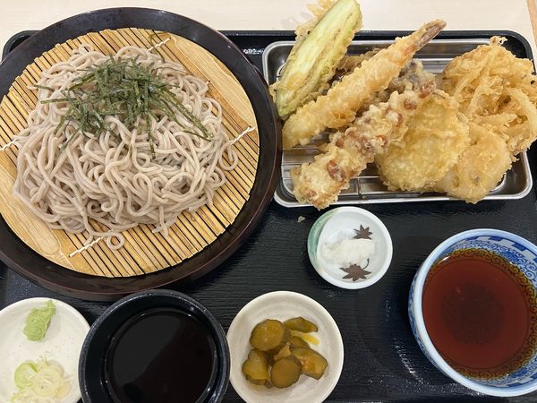 「天ざるセット1000円」@揚げ天まる イオン千葉ニュータウンの写真