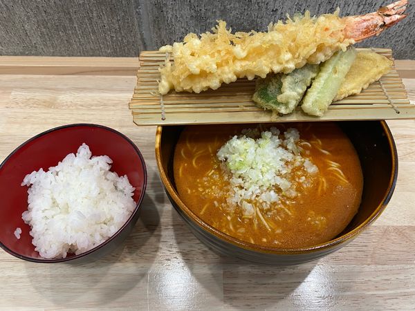 「海老味噌ラーメン海老天ミニライスセット1,380円」@神の海老天ラーメンの写真
