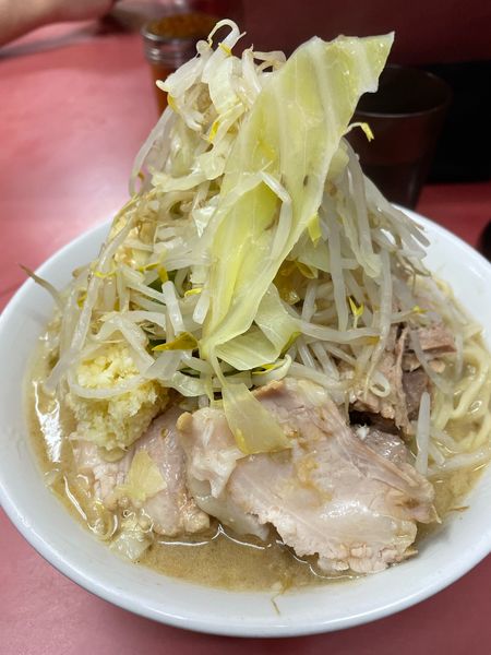 「小ラーメン 豚入り ゼンマシ」@ラーメン二郎 ひばりヶ丘駅前店の写真