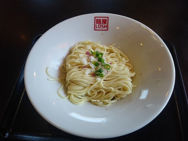「替え玉　200円」@麺屋LUSH 仙台店の写真