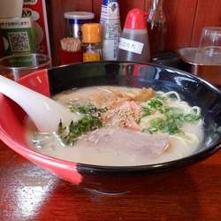 アゴ出汁らーめん