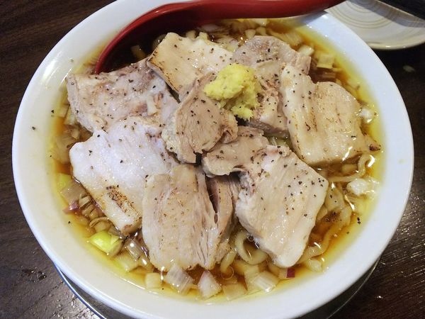 「肉そば」@立ち呑み居酒屋 金町製麺の写真