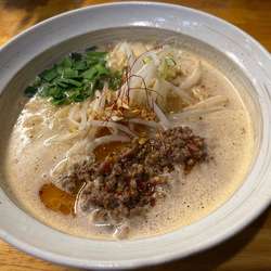 進化系令和台湾ラーメン