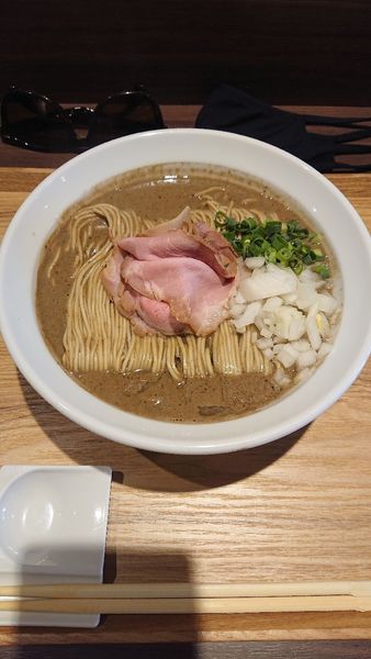 「濃厚焙煎鬼煮干蕎麦(九十九里特撰背黒大羽)」@NIBOSHIMANIAの写真