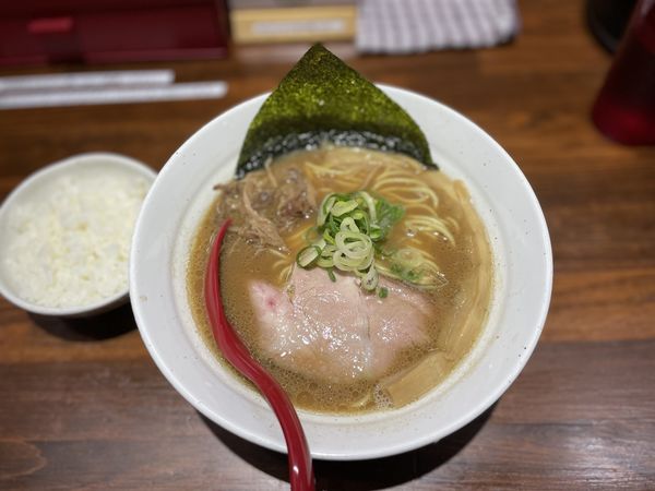 「白湯醤油ラーメン ¥850 小ご飯 ¥100」@麺場らせん -RASEN-の写真