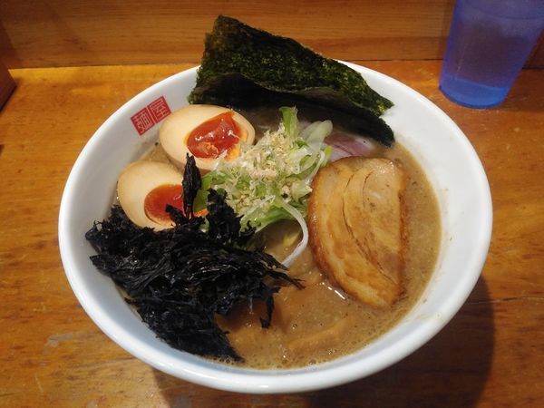 「傑心のまぐろラーメン　ヘビー　990円」@麵屋 傑心の写真
