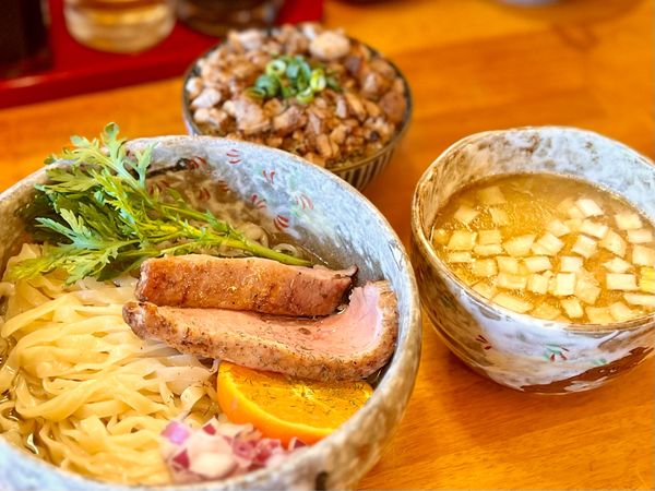 「鴨白湯昆布水のつけ麺 1,100円」@豚骨らーめん れんの写真