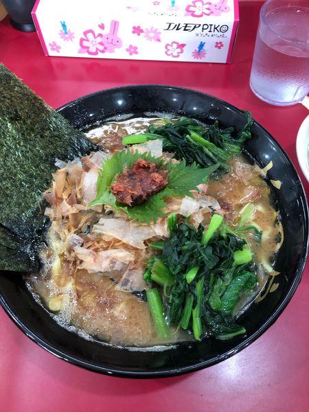「チャーシュー麺(中)1100円」@杉田家 千葉祐光店の写真