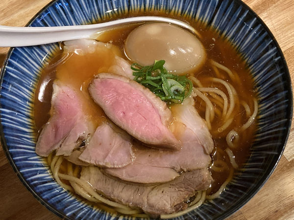 「特製醤油＋333ビール」@ハちゃんラーメンの写真