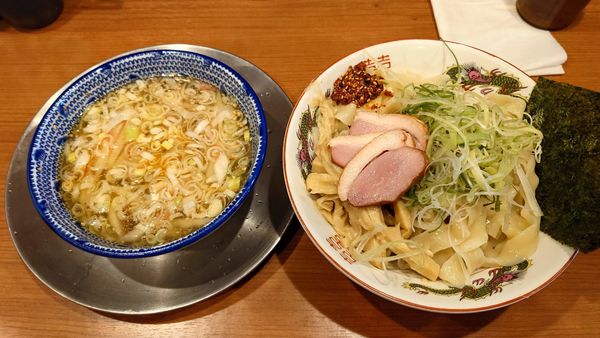 「【限定】坂戸つけめんPREMIUM1100円+ミニ丼200円」@びんびん豚 坂戸店の写真