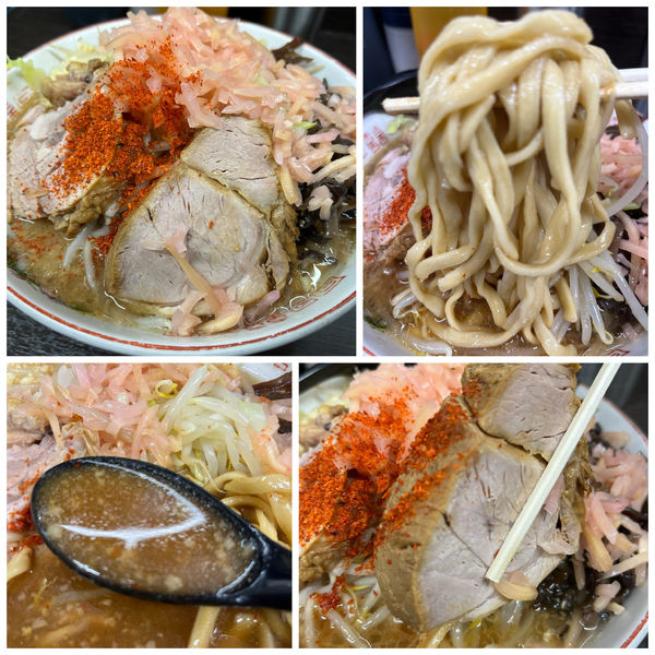 「ラーメン900円岩下の新生姜100円ニンニク「アレ」で！」@ラーメン二郎 川越店の写真