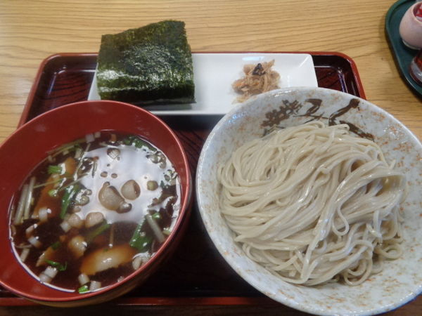 「Aランチ（豚肉つけ蕎麦とおにぎり）700円、大盛 100円」@マルイチ 神田軒の写真