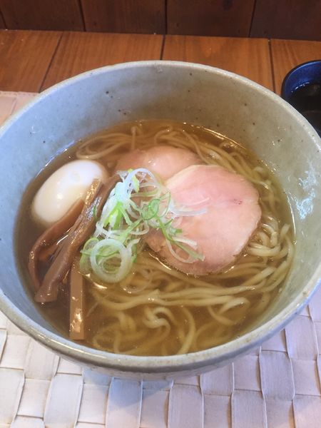 「汐そば+味玉」@らぁ麺や 汐そば雫の写真