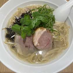 白ひつじ塩そば