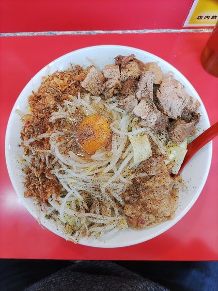 「汁なし麺(胡椒)」@立川マシマシ 古河125号店の写真