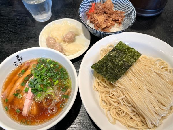 「ワンタンつけそば（醤油）肉飯（小）」@支那ソバ 小むろの写真