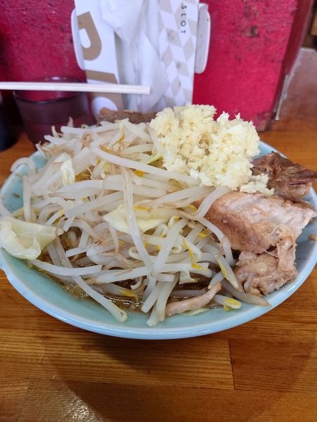 「チャーシュー麺　 ニンニク」@ラーメン髭の写真