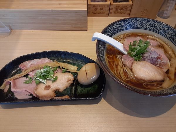 「特製中華そば1050円」@中華そば 獅の写真